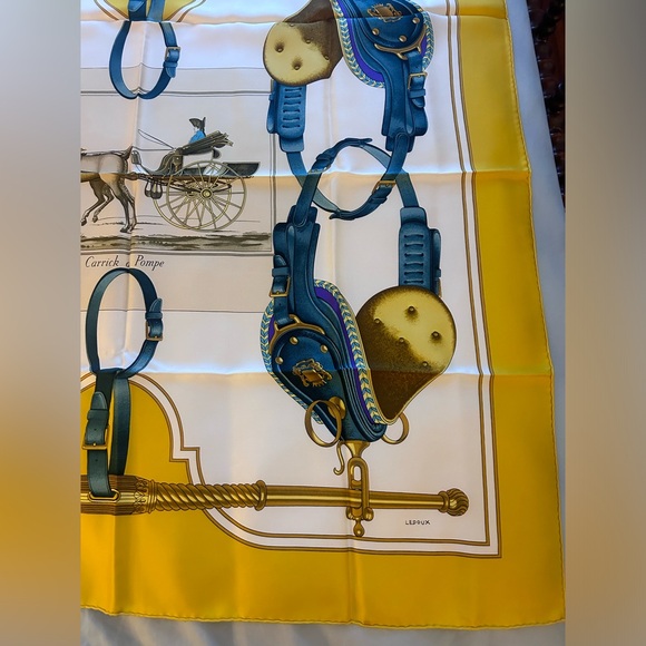 Vintage Hermes Silk Scarf Carrick a Pompe Lord & Taylor Yellow 90cm - Picture 4 of 9